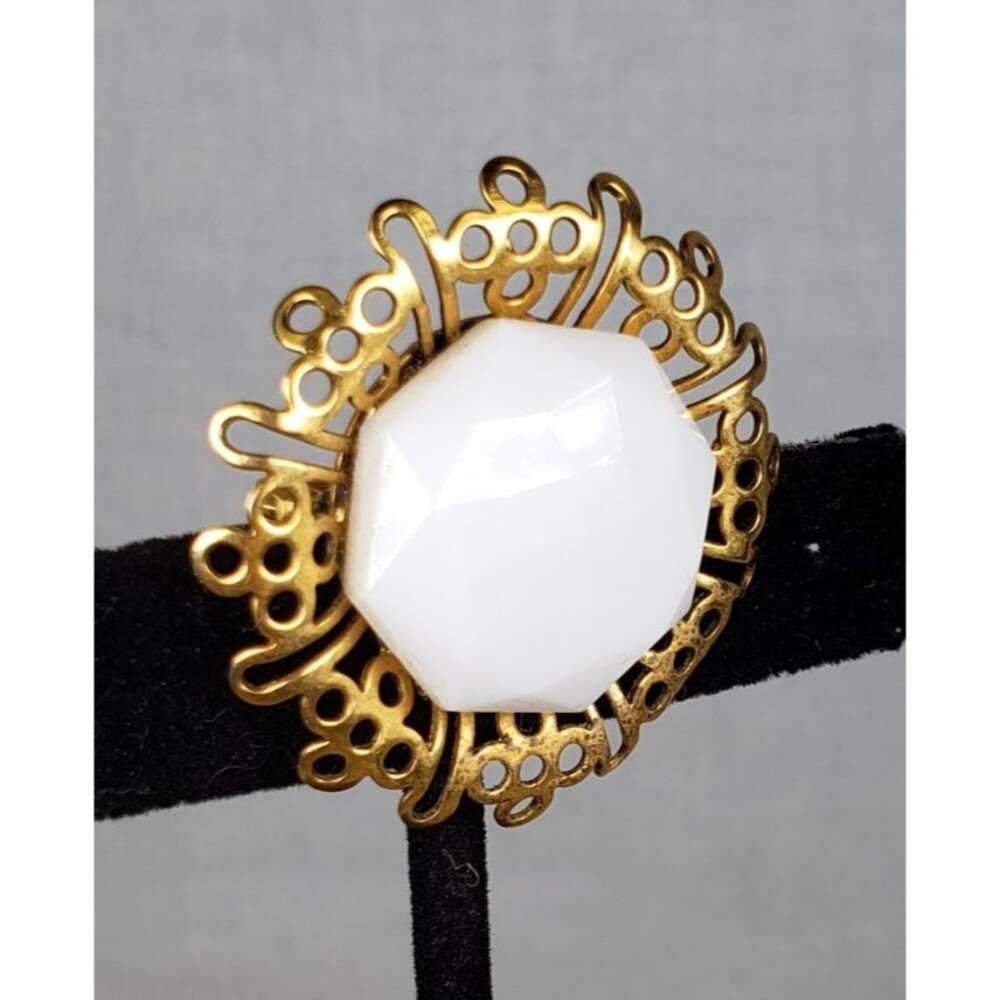 Vintage 1960's Signed Freirich White Cabochon Filigree Brooch Pin - Picture 6 of 15